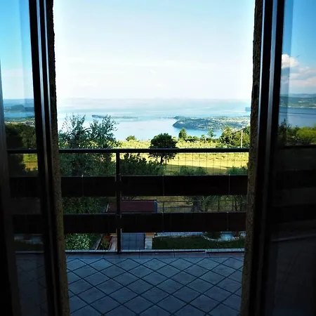 Casa Arianna: Incantevole Vista Lago E Piscina * Salo